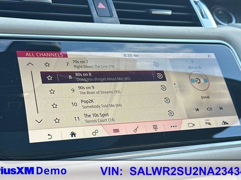 Used 2022 Land Rover Range Rover Sport HSE Silver Edition image 28