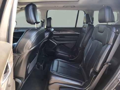 Used 2022 Jeep Grand Cherokee L Limited image 38