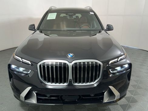 Certified 2025 BMW X7 xDrive40i image 2
