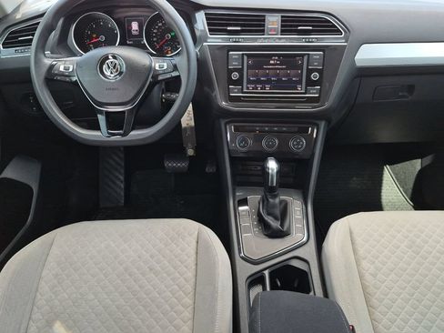 Used 2018 Volkswagen Tiguan S FWD image 13