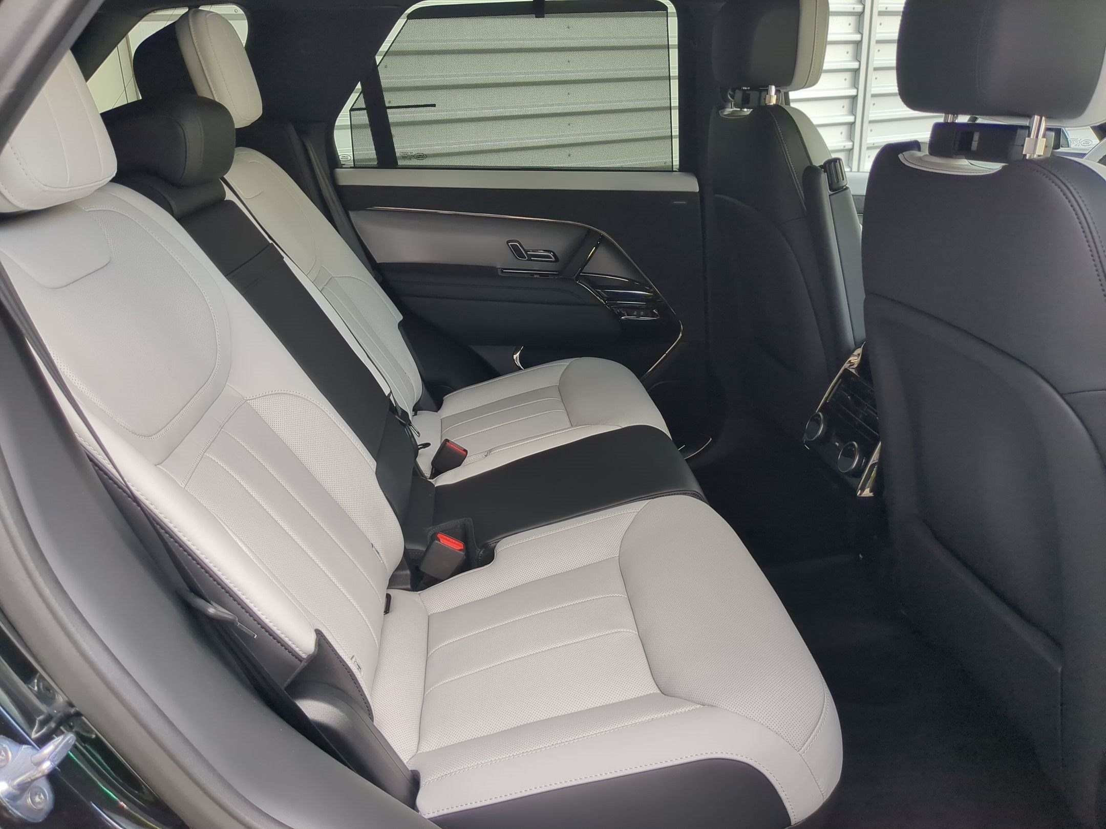 New 2026 Land Rover Range Rover Sport Dynamic SE AWD/4WD image 30