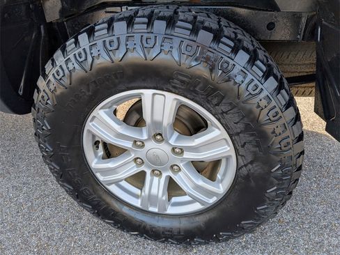 Used 2020 Ford Ranger XL w/ Equipment Group 101A Mid image 32