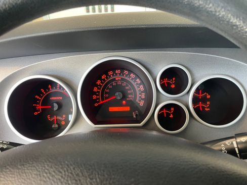 Used 2010 Toyota Tundra 4x4 Double Cab image 10