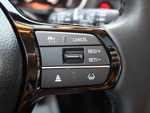 Used 2025 Honda Pilot Touring image 39