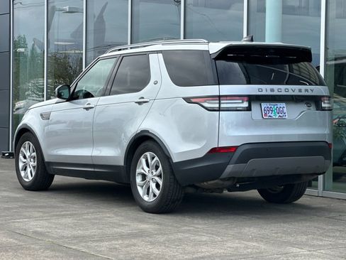 Used 2018 Land Rover Discovery SE AWD/4WD image 5