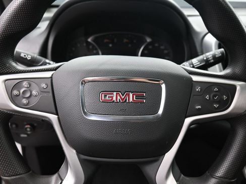 Used 2024 GMC Terrain SLE FWD image 23