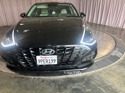 Used 2022 Hyundai Sonata SEL w/ Convenience Package FWD image 2