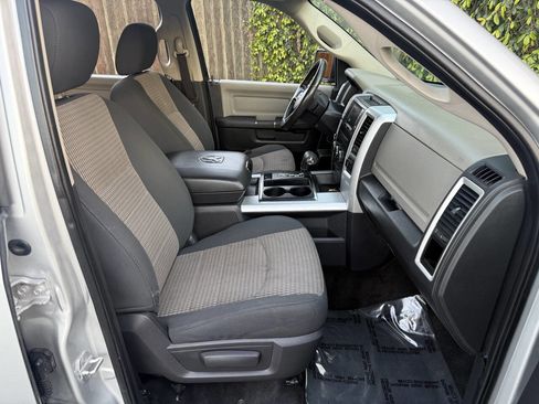 Used 2012 RAM 1500 Big Horn w/ Luxury Group image 13