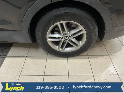 Used 2018 Hyundai Santa Fe Sport w/ 2.4L Value Package 02 image 25