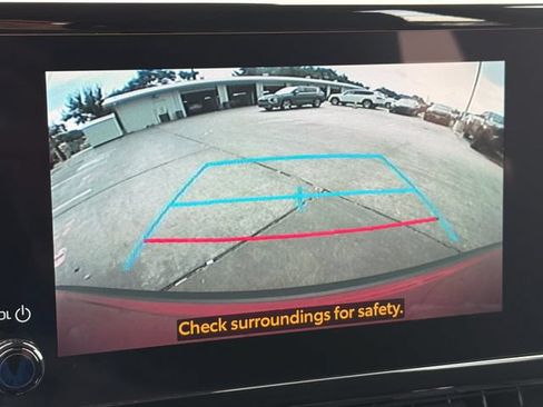 Used 2024 Toyota Corolla Cross LE FWD image 19