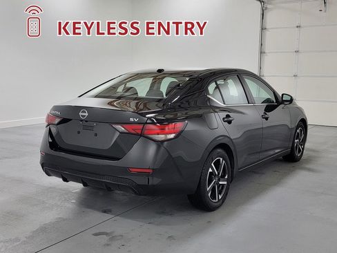 Used 2024 Nissan Sentra SV image 9