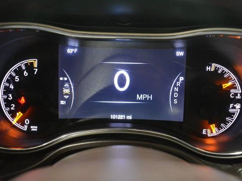 Used 2014 Jeep Grand Cherokee Overland w/ Advanced Technology Group image 13