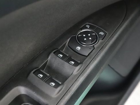 Used 2020 Ford Fusion SE image 19