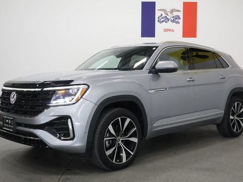 Used 2024 Volkswagen Atlas Cross Sport SEL Premium R-Line image 8