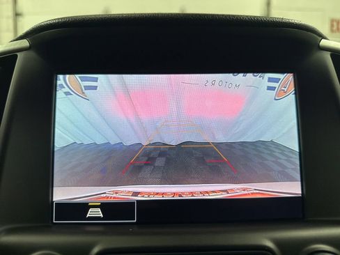 Used 2024 GMC Terrain SLT image 27