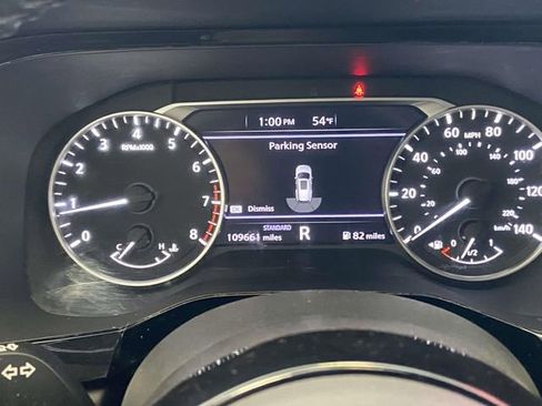 Used 2022 Nissan Pathfinder SV image 27