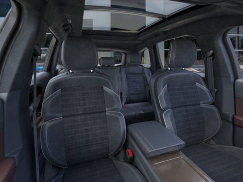 New 2026 Lincoln Nautilus Black Label image 10