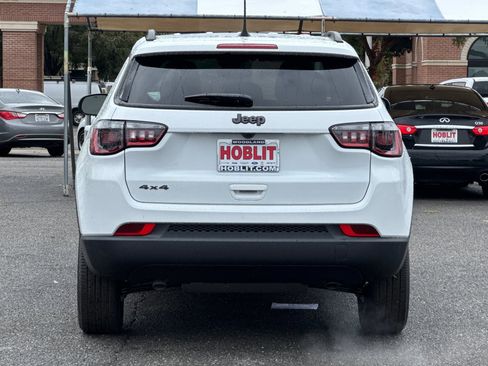 New 2026 Jeep Compass Latitude image 4