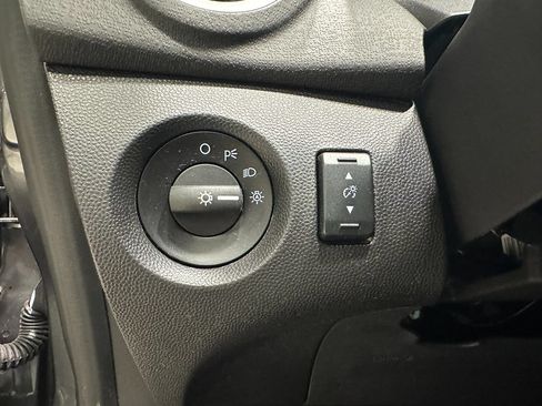 Used 2019 Ford Fiesta SE FWD image 29