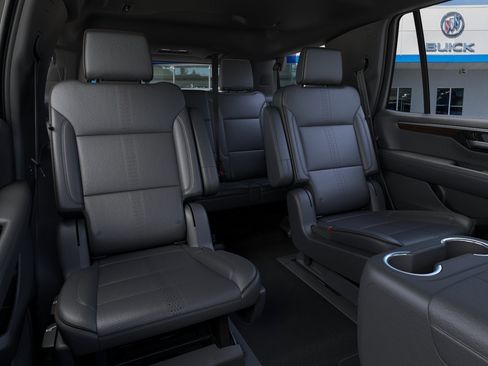 New 2026 Chevrolet Tahoe High Country AWD/4WD image 17