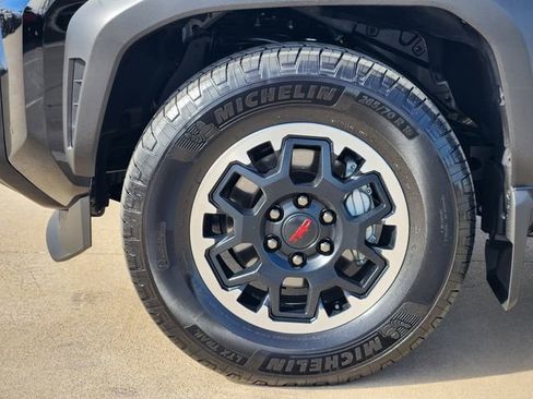 Used 2025 Toyota 4Runner TRD Off-Road Premium w/ Tow Technology Package AWD/4WD image 8