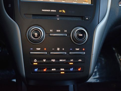 Used 2019 Lincoln MKC Reserve w/ MKC Climate Package image 23