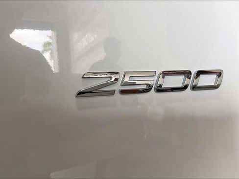 Used 2025 Mercedes-Benz Sprinter 2500 image 20