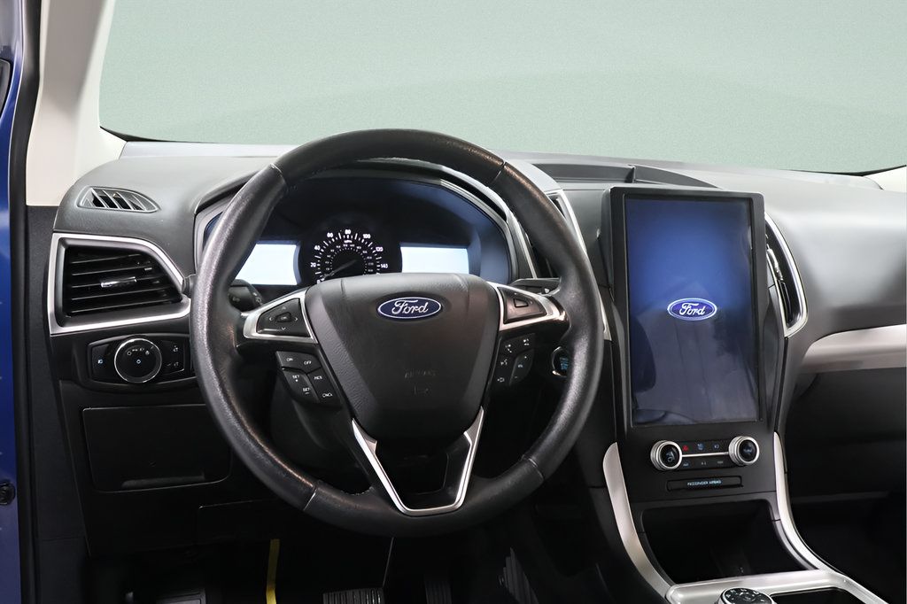 Used 2024 Ford Edge SEL w/ Convenience Package AWD/4WD image 11