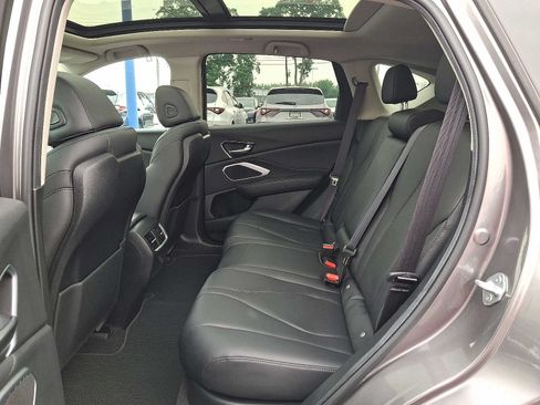 Used 2023 Acura RDX AWD image 11