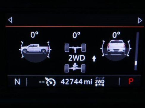 Used 2022 Chevrolet Silverado 3500 LT w/ Convenience Package image 12