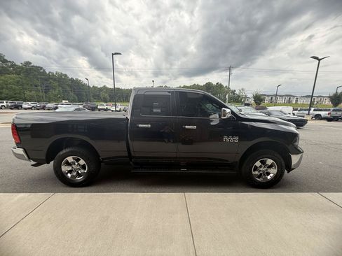 Used 2018 RAM 1500 Classic SLT AWD/4WD image 7