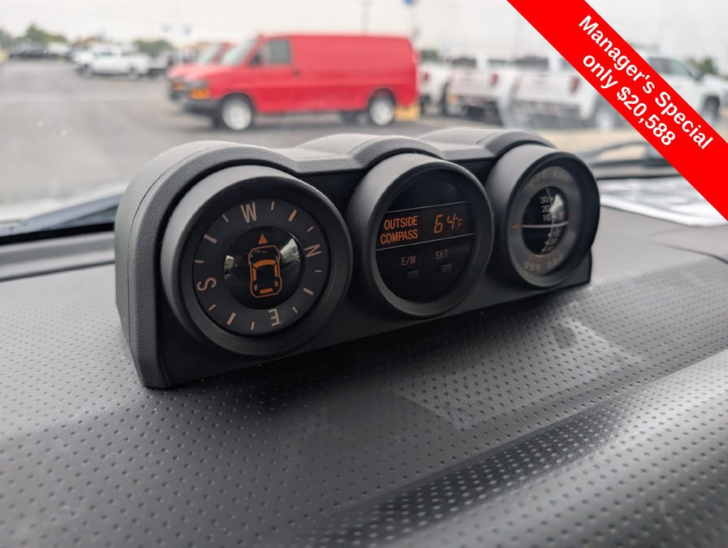 Used 2014 Toyota FJ Cruiser 4WD w/ Upgrade Package image 20