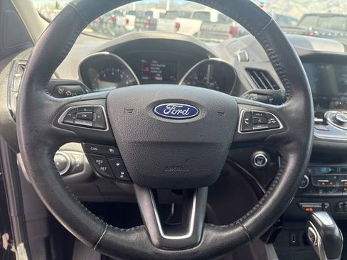 Used 2019 Ford Escape Titanium AWD/4WD image 12
