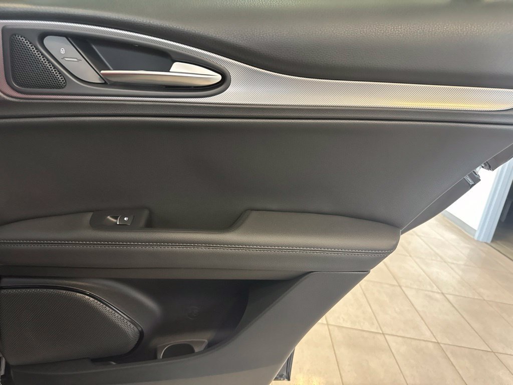 New 2026 Alfa Romeo Stelvio Sprint AWD/4WD image 25