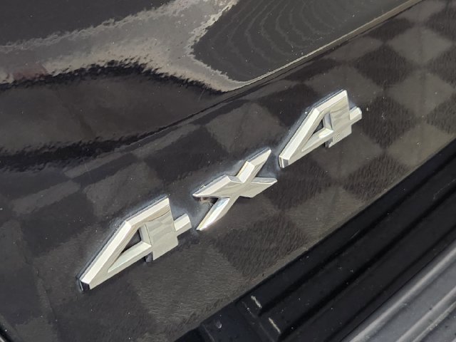 Used 2020 Jeep Grand Cherokee Laredo AWD/4WD image 11