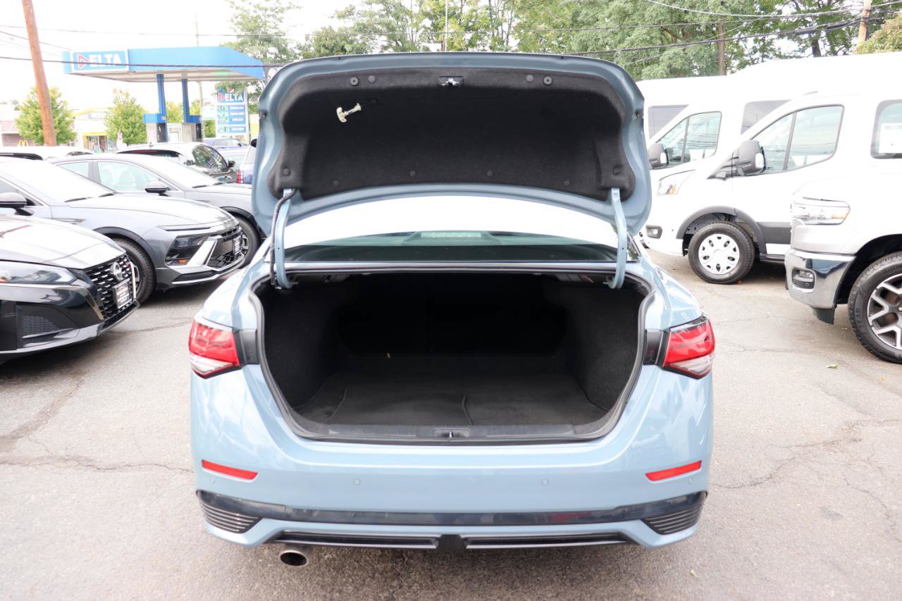 Used 2025 Nissan Sentra SR w/ Midnight Edition FWD image 47