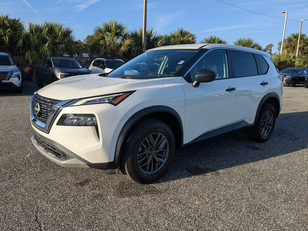 Certified 2022 Nissan Rogue S FWD image 8
