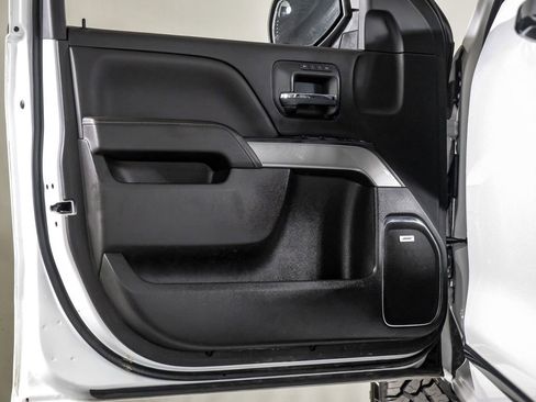 Used 2018 Chevrolet Silverado 1500 LTZ Z71 w/ LTZ Plus Package image 33