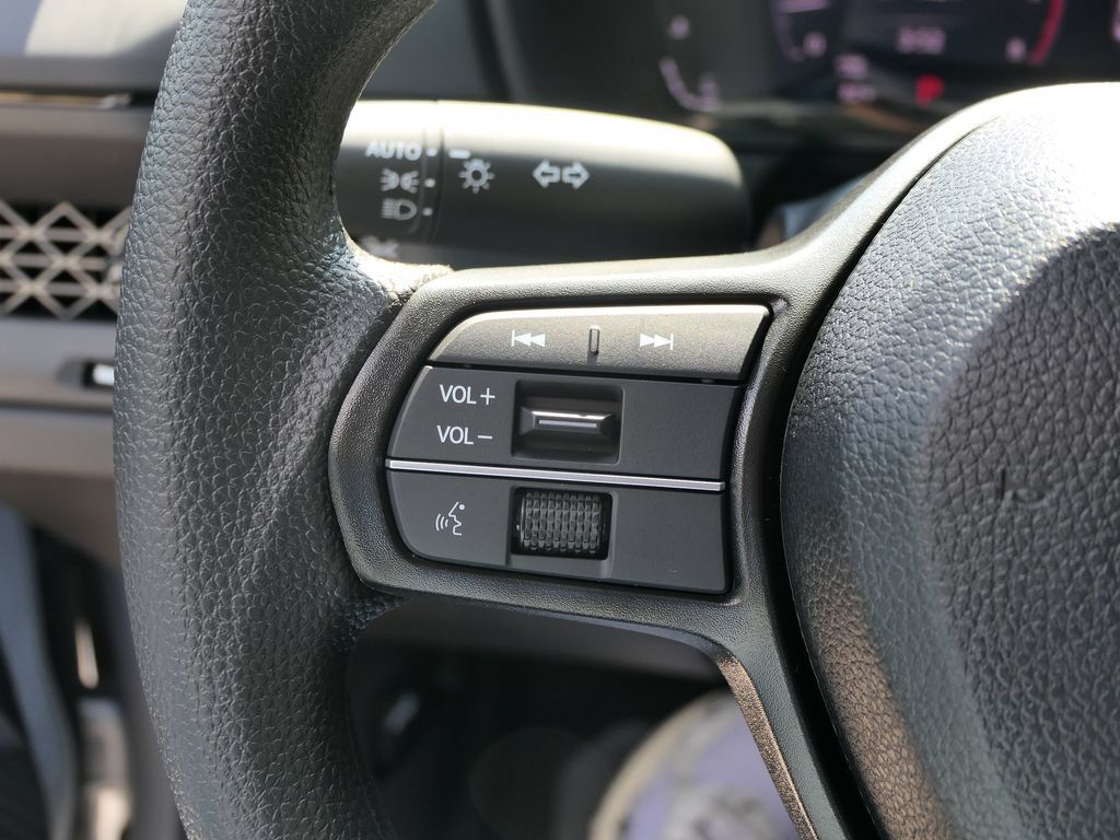 New 2026 Honda Accord LX image 30