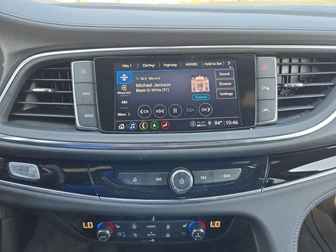 Used 2023 Buick Enclave Avenir w/ Avenir Technology Package AWD/4WD image 27