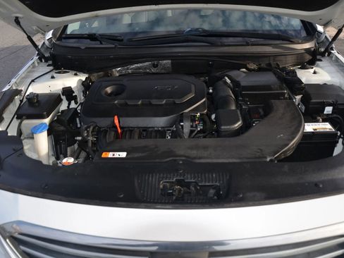 Used 2016 Hyundai Sonata SE w/ Cargo Package image 39