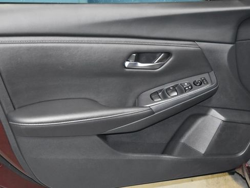 Certified 2024 Nissan Sentra SV image 4