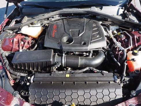 Used 2018 Alfa Romeo Giulia Ti Sport w/ Quick Order Package 22U Sport image 9