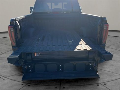 Used 2024 GMC Sierra 2500 AT4 w/ AT4 Premium Plus Package image 40