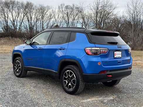 New 2026 Jeep Compass Trailhawk image 22