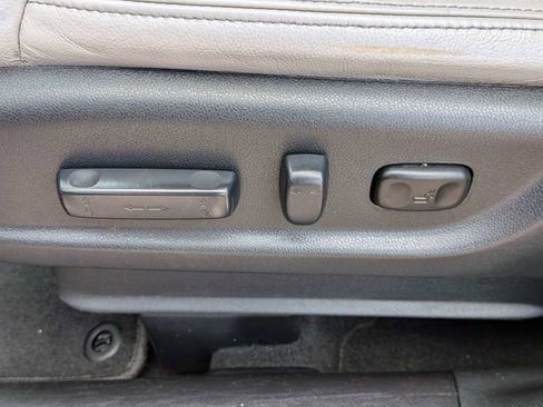 Used 2016 Honda CR-V EX-L image 17