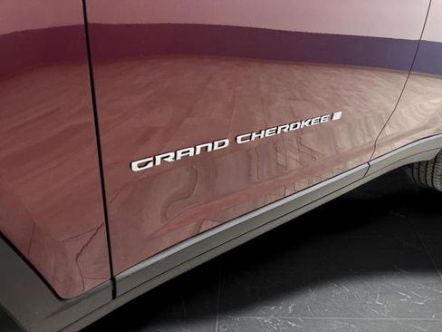 New 2026 Jeep Grand Cherokee L Limited image 37