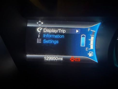 Used 2018 Ford Fusion SE FWD image 20
