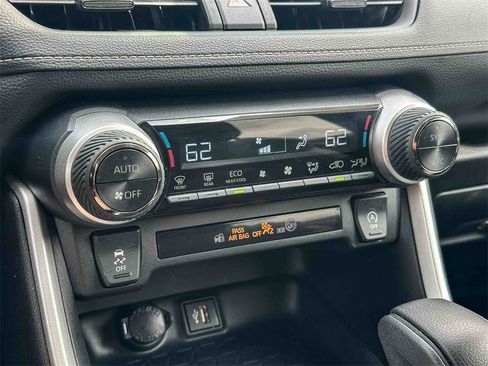 Certified 2024 Toyota RAV4 XLE image 32