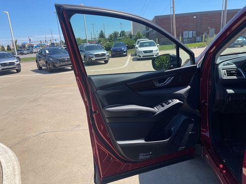 Used 2025 Subaru Ascent Touring image 18